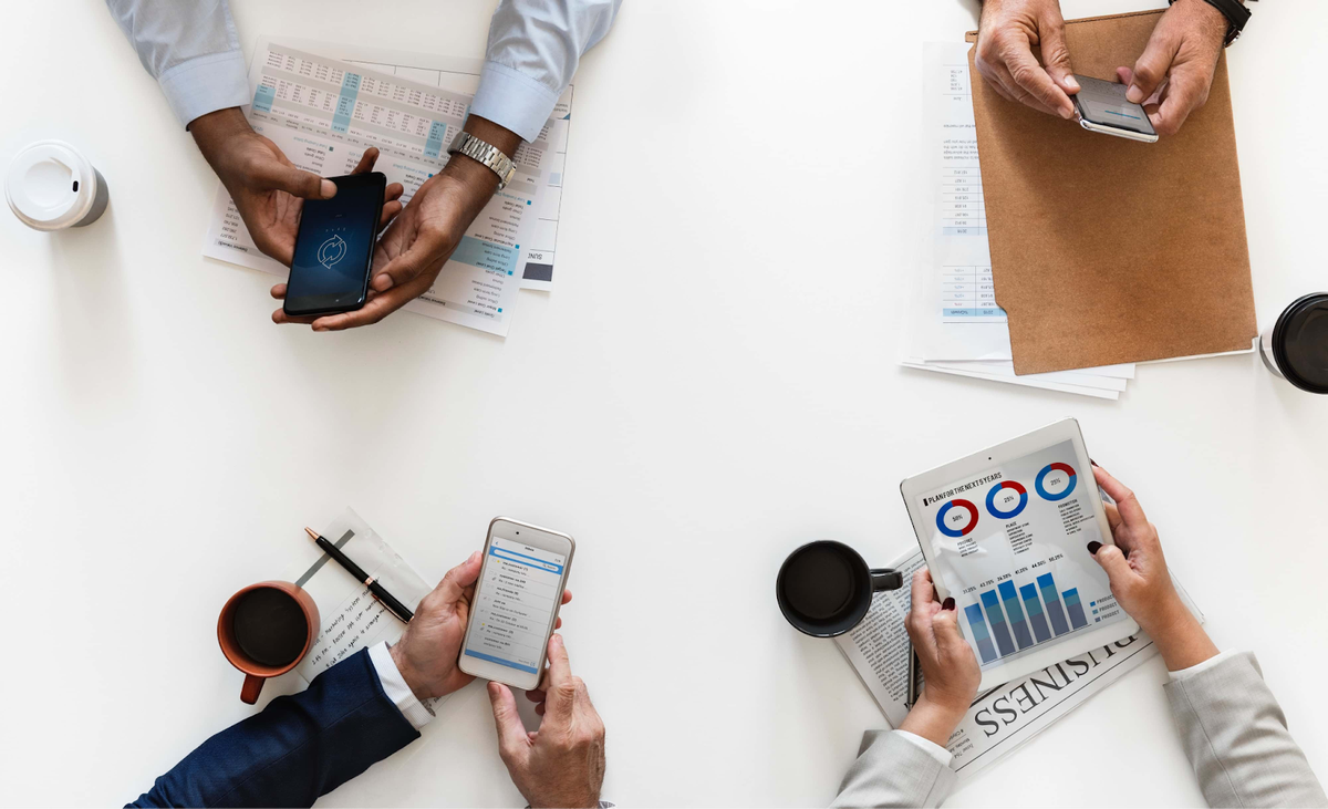 Transforming Complexity in Multi-Project Management with Visual Tools