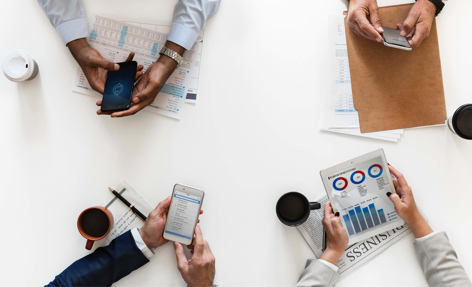Transforming Complexity in Multi-Project Management with Visual Tools